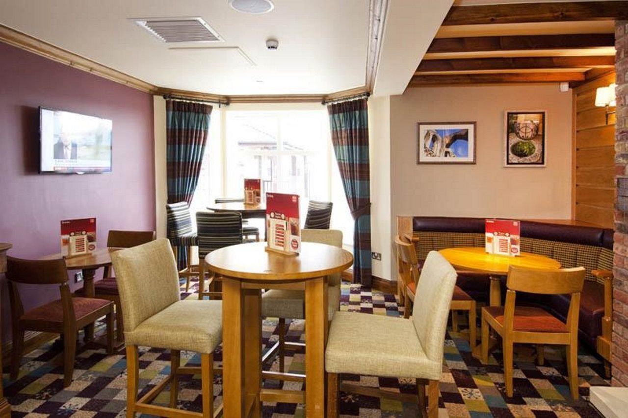 Premier Inn Glastonbury Zewnętrze zdjęcie