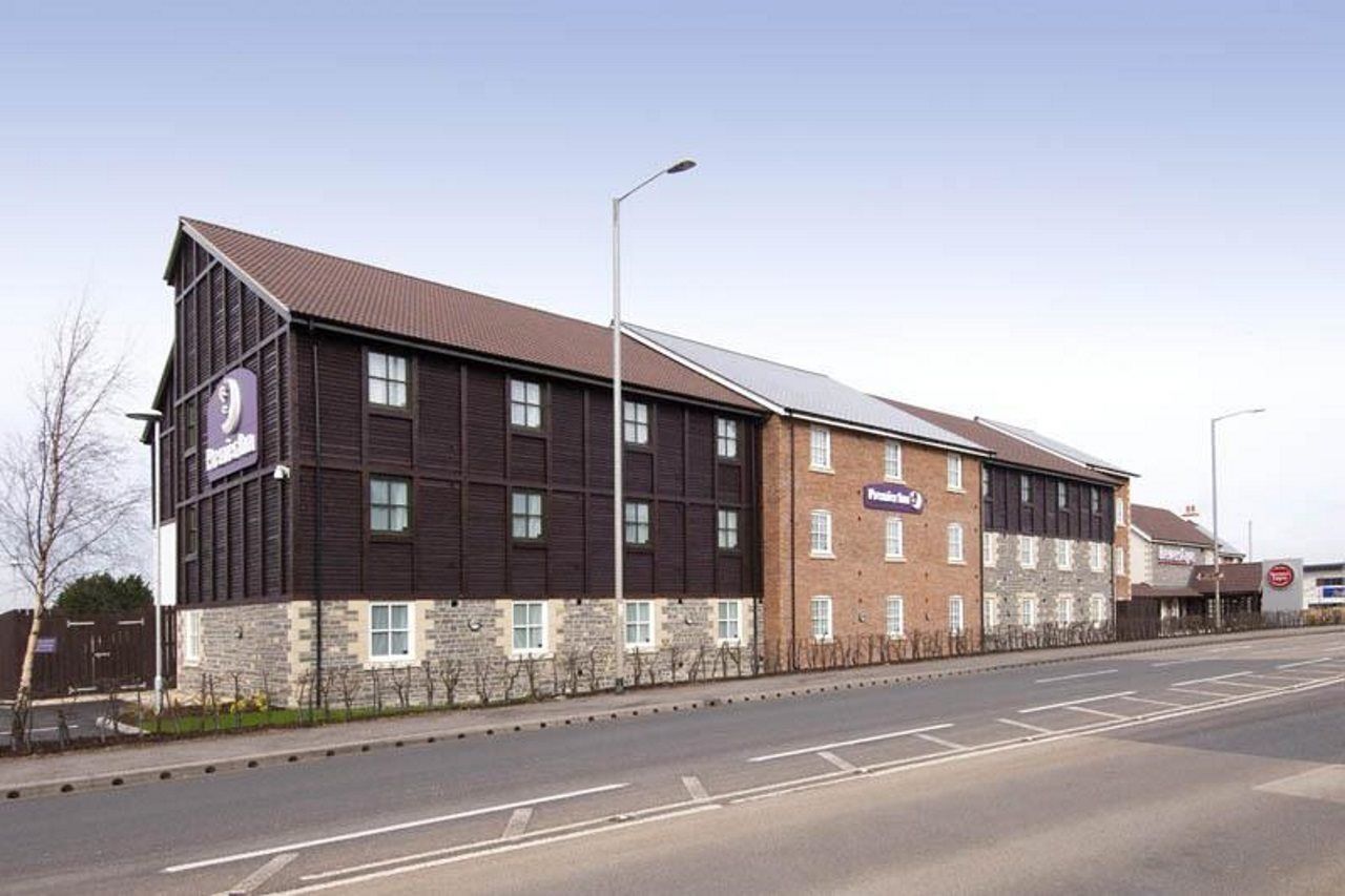Premier Inn Glastonbury Zewnętrze zdjęcie